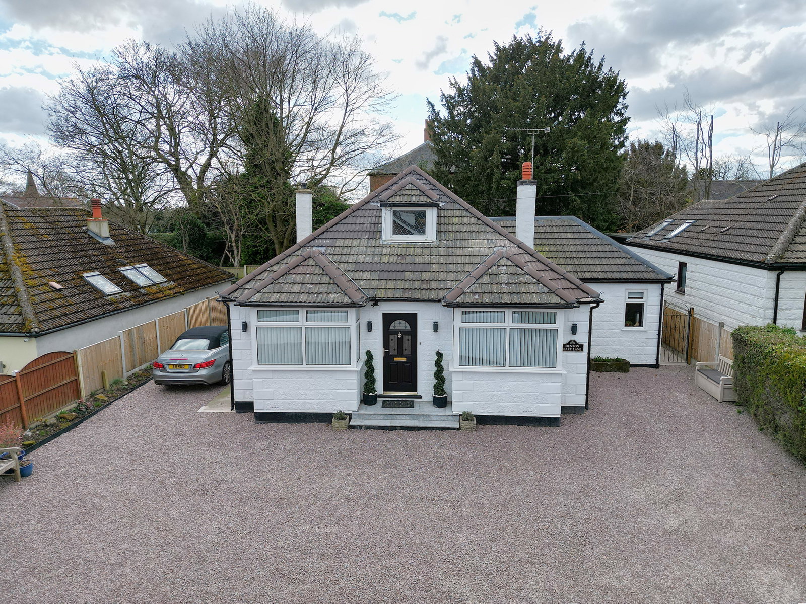 3 bedroom Detached bungalow Under Offer