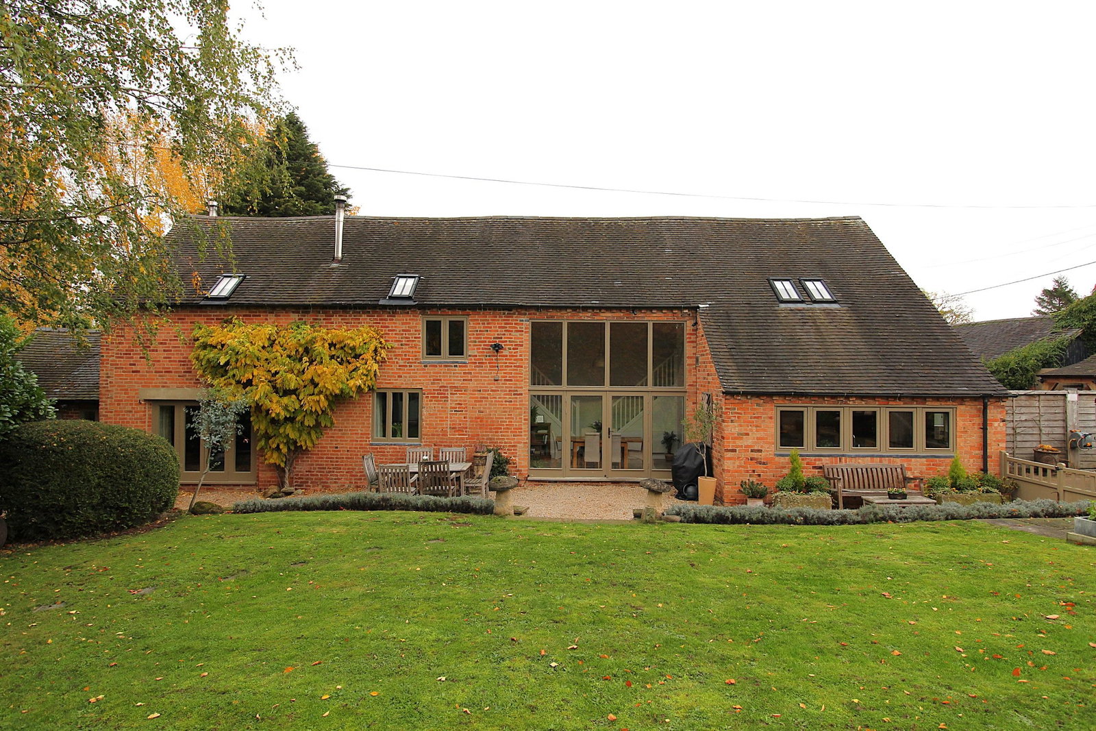 5 bedroom Barn Conversion For Sale