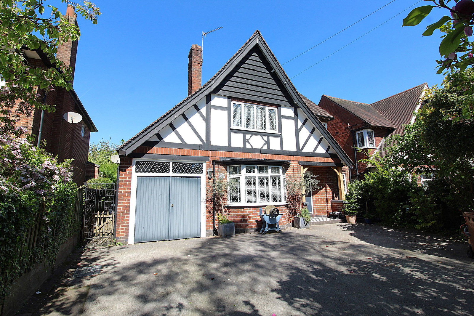 3 bedroom Detached house Under Offer