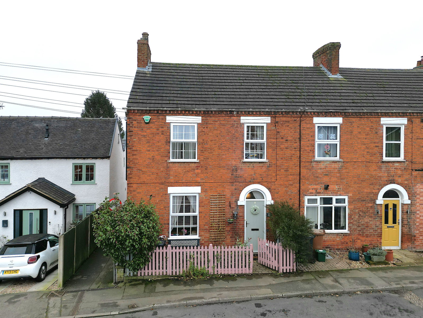 3 bedroom Semi-detached house For Sale