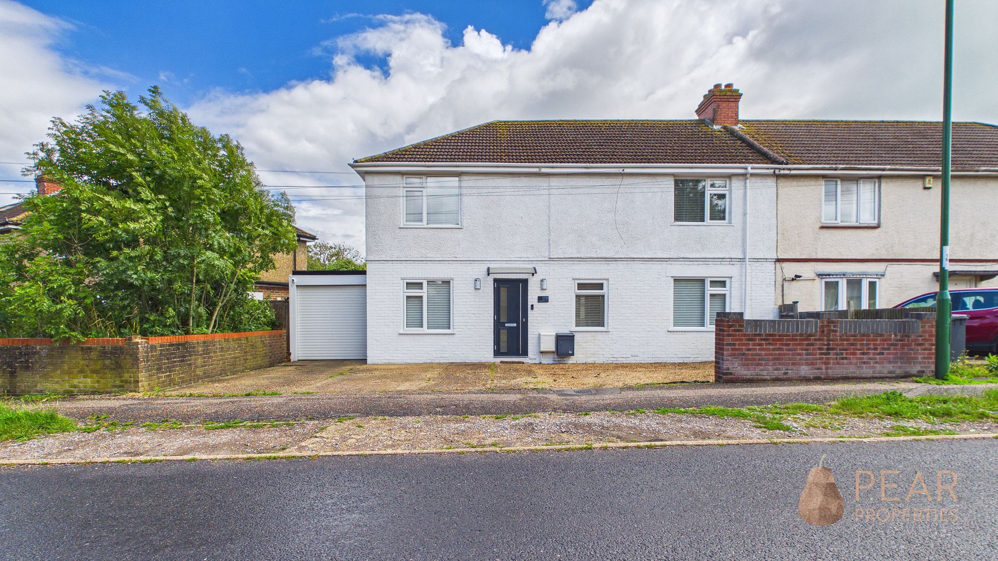 5 bedroom Semi-detached house For Sale