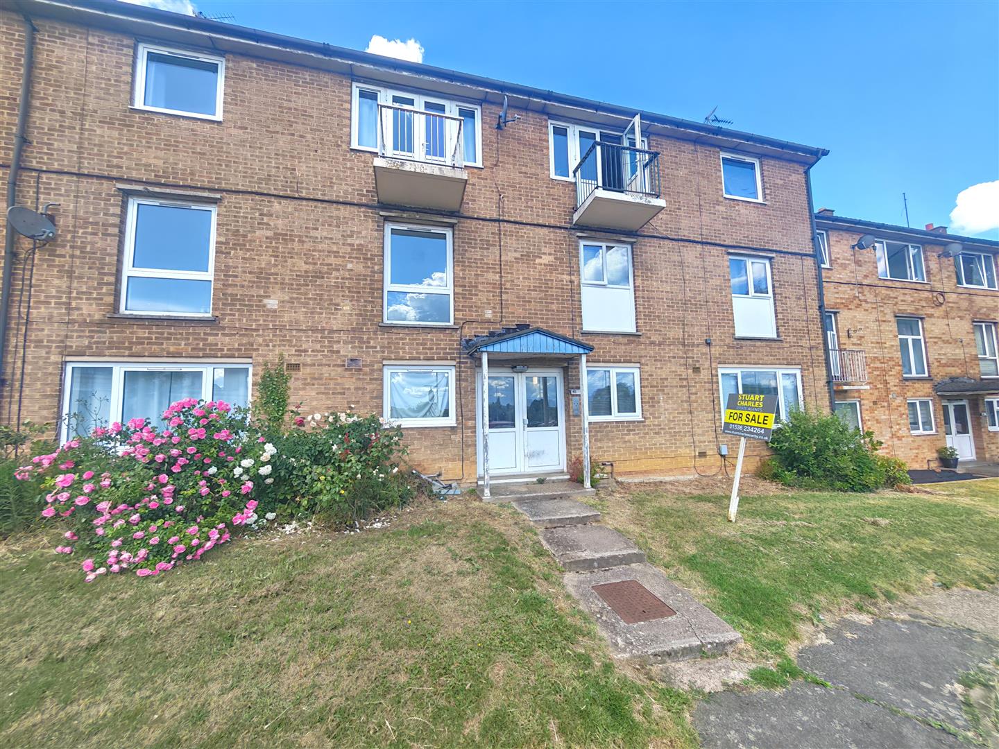 3 bedroom Apartment Under Offer