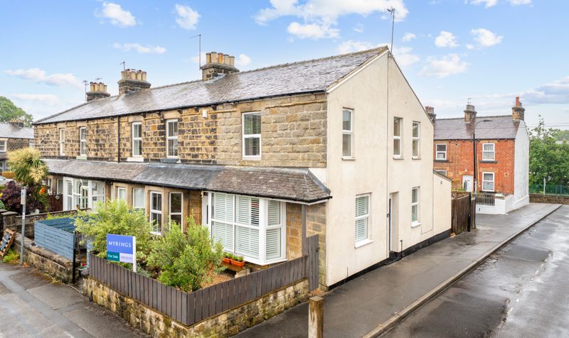 2 bedroom End of terrace house For Sale