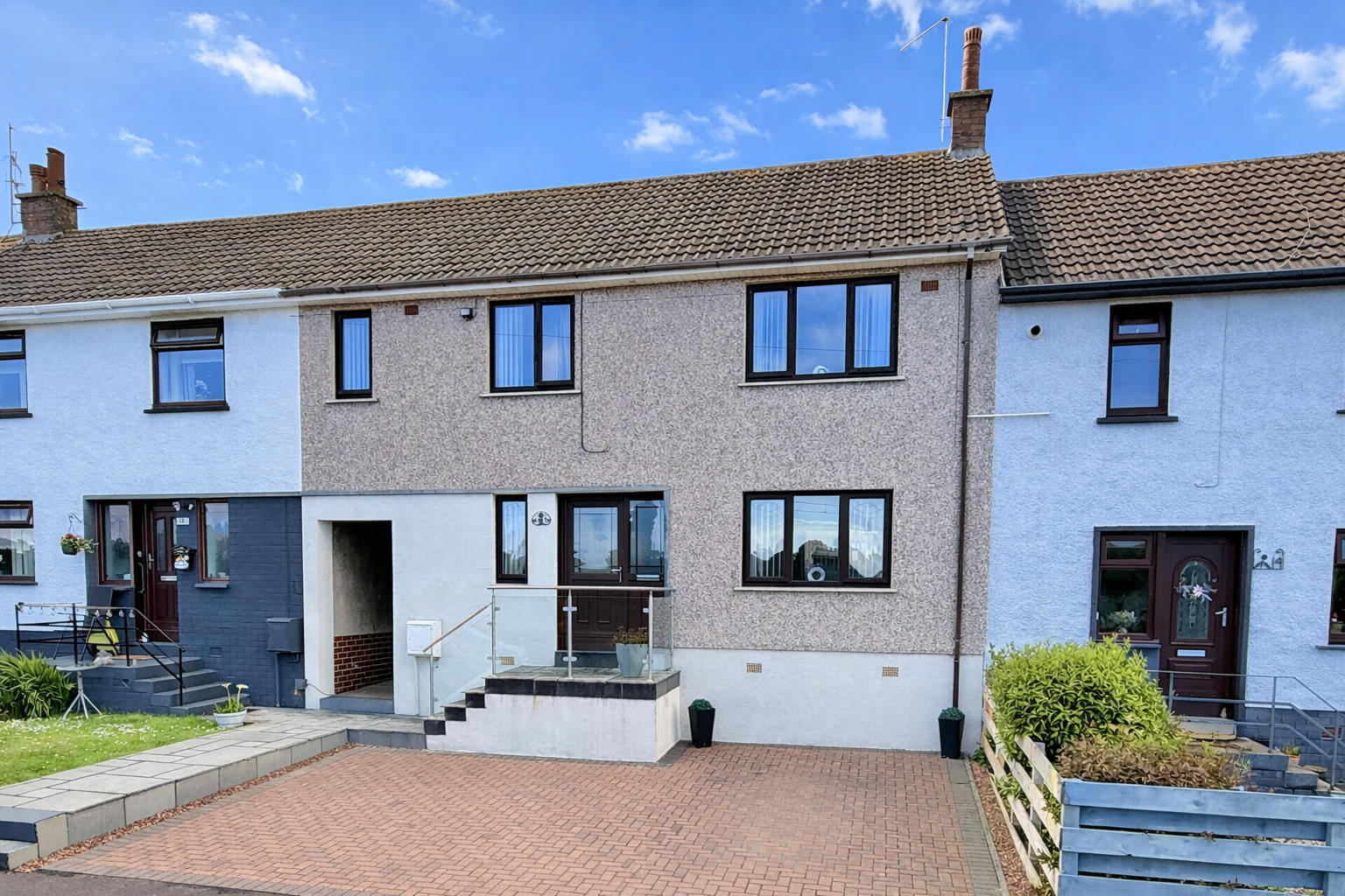 3 bedroom End of terrace house For Sale