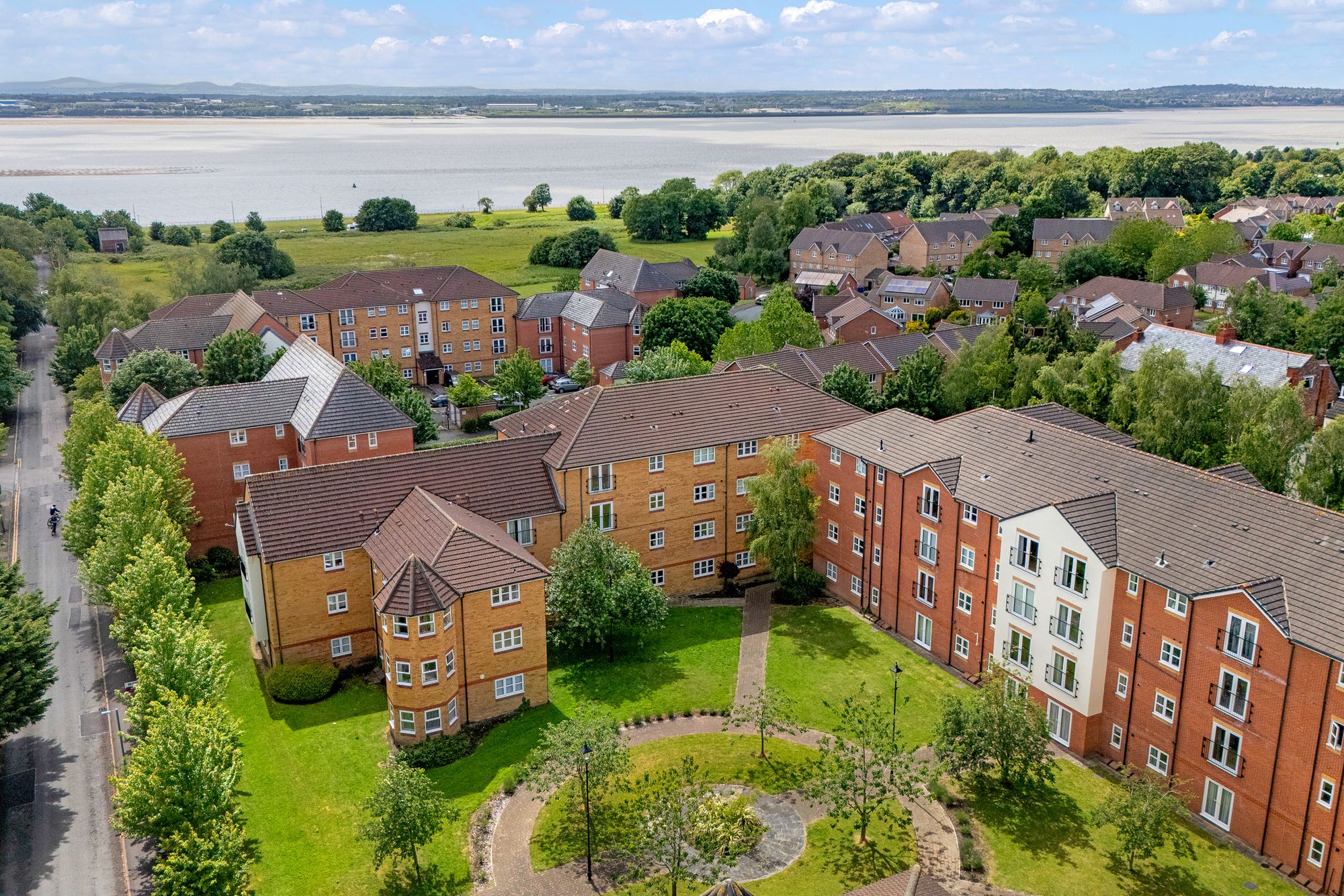 2 bedroom Flat share Under Offer