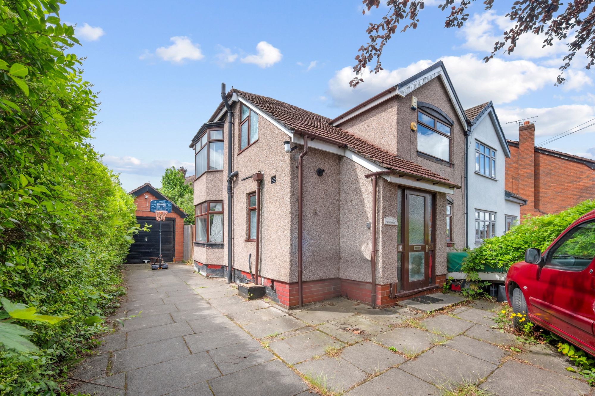 3 bedroom Semi-detached house For Sale