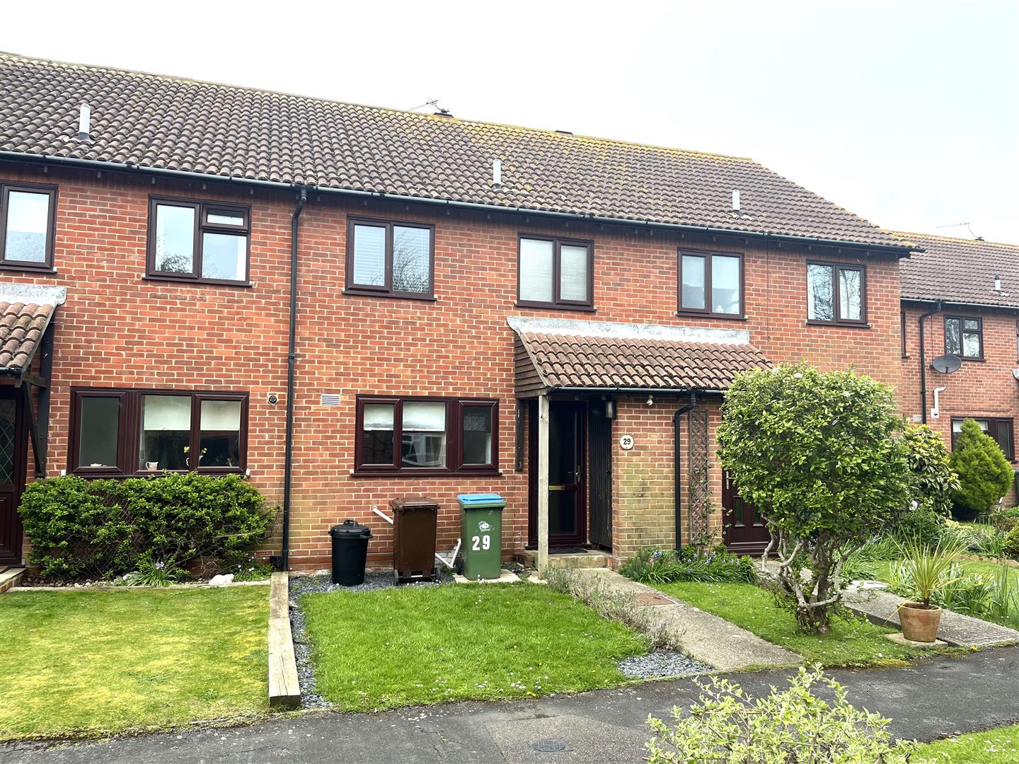 2 bedroom Terraced House To Let