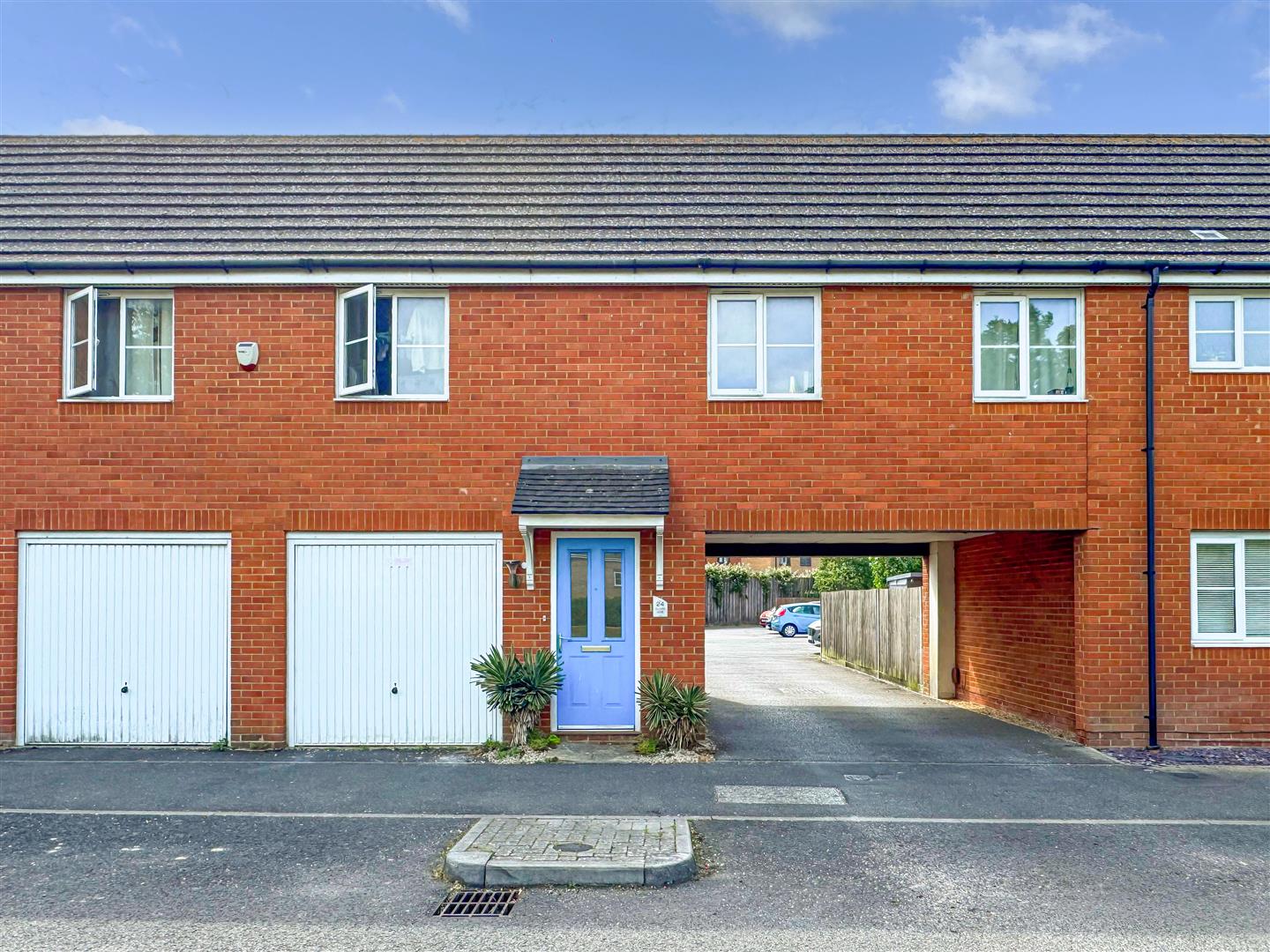 2 bedroom House (unspecified) For Sale