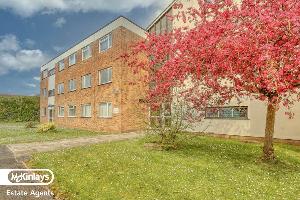 2 bedroom Apartment Let
