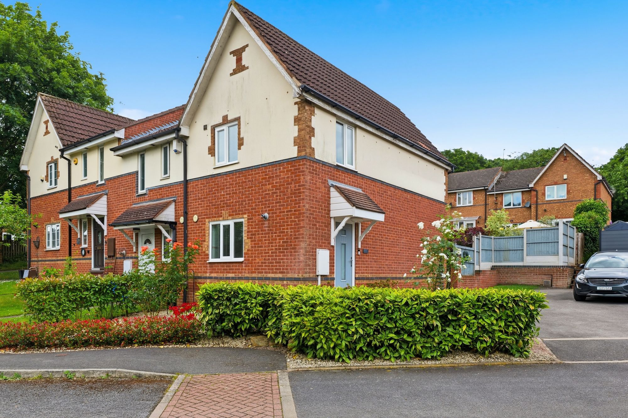 2 bedroom End of terrace house For Sale