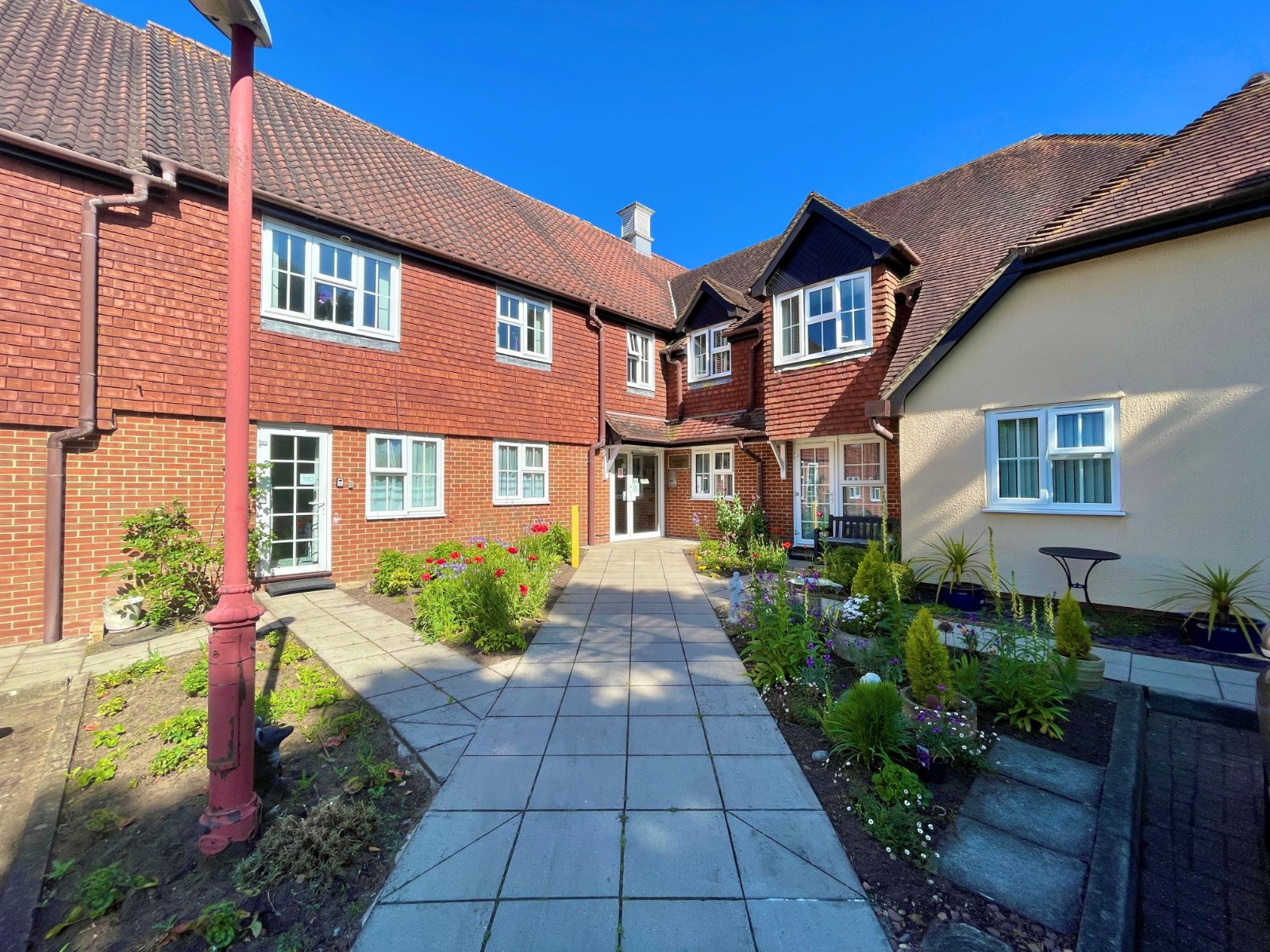 1 bedroom Flat share Sold
