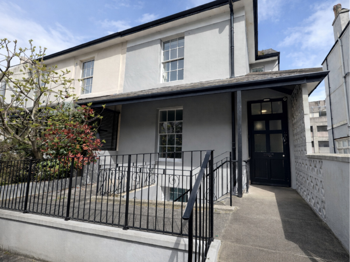 1 bedroom House (unspecified) To Let