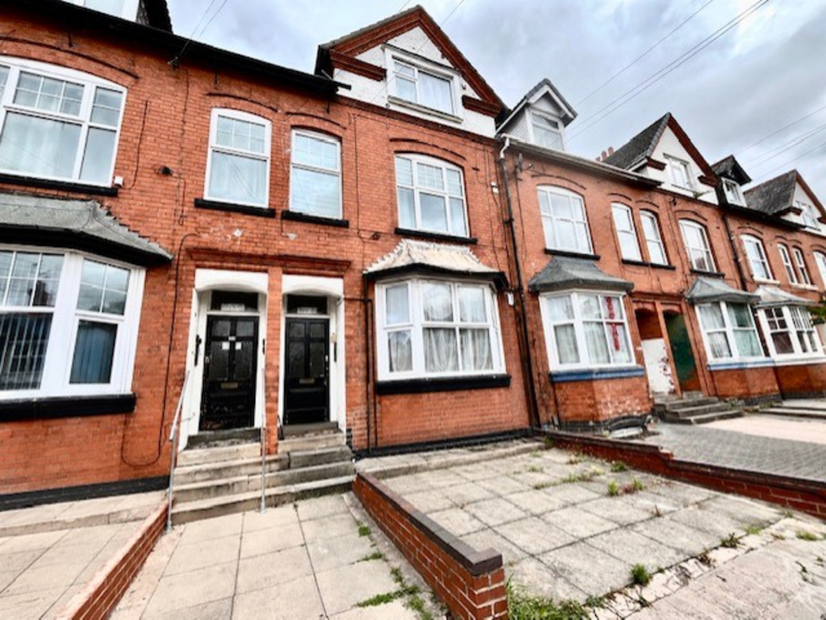 1 bedroom Flat To Let