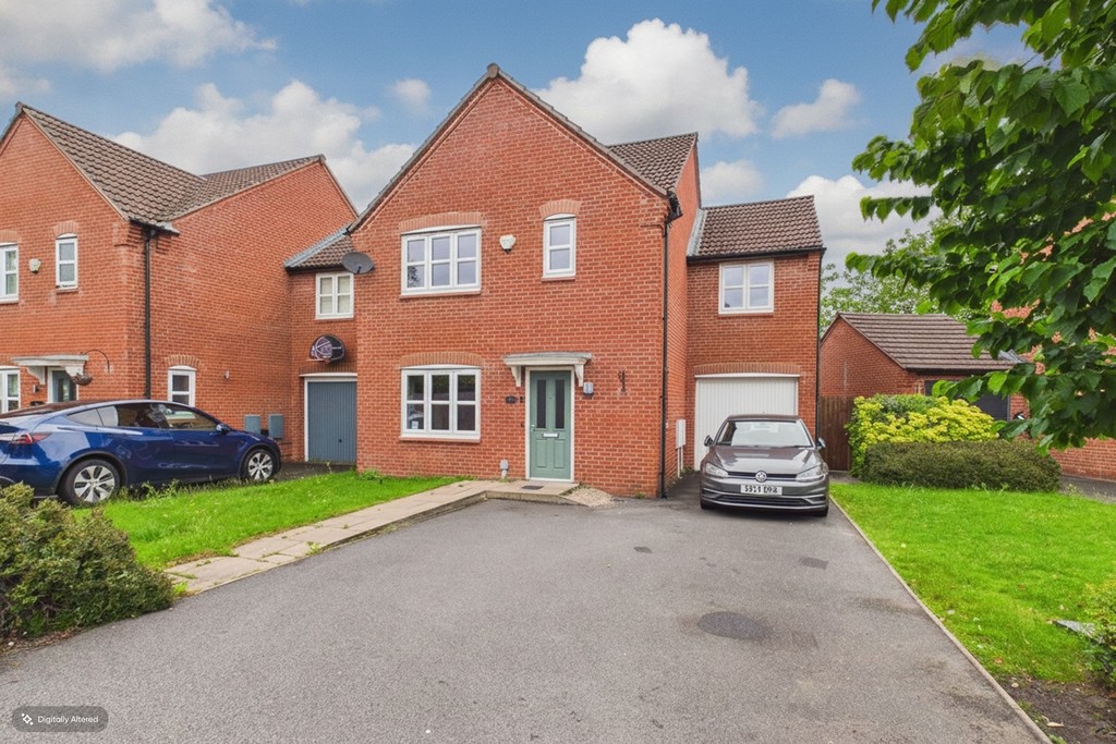 4 bedroom Detached house For Sale