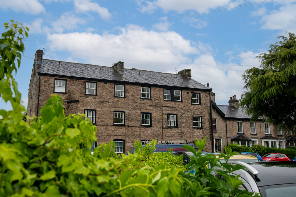 1 bedroom Block of Apartments For Sale