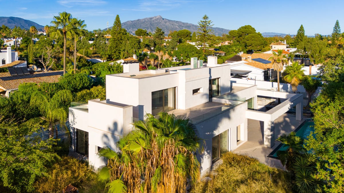 4 bedroom Villa For Sale