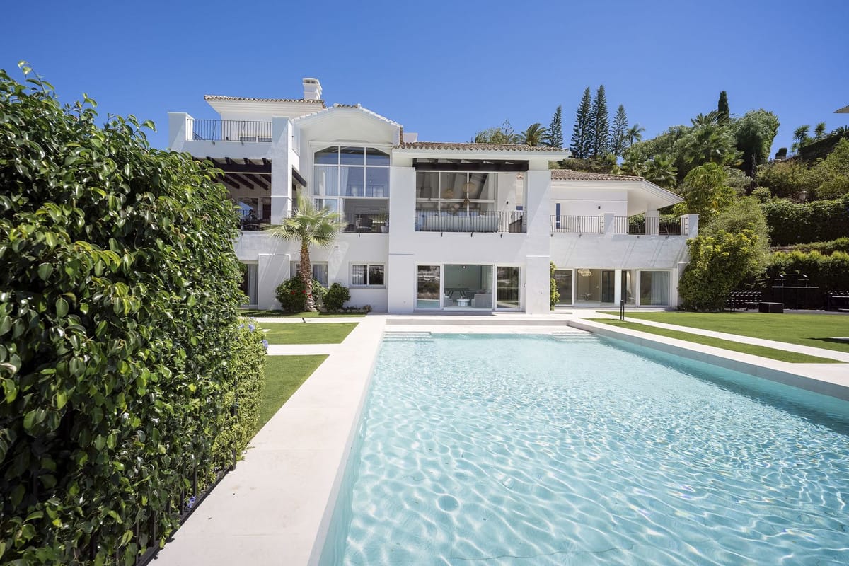 7 bedroom Villa For Sale