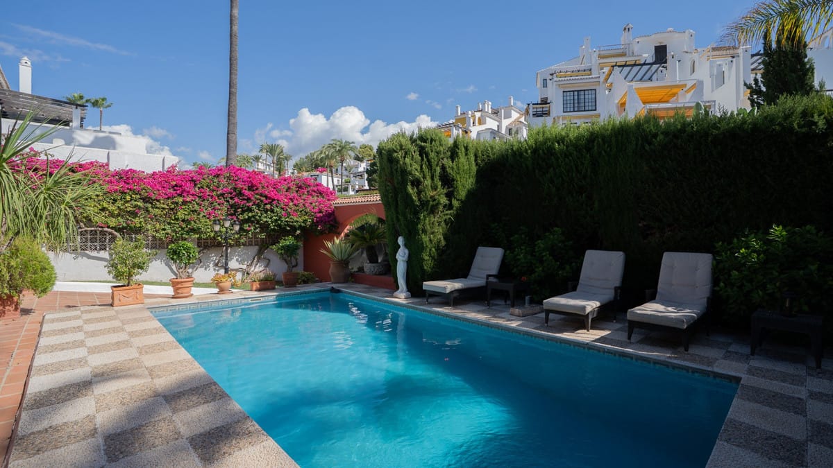 4 bedroom Villa For Sale