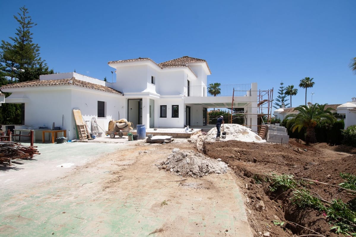 4 bedroom Villa For Sale