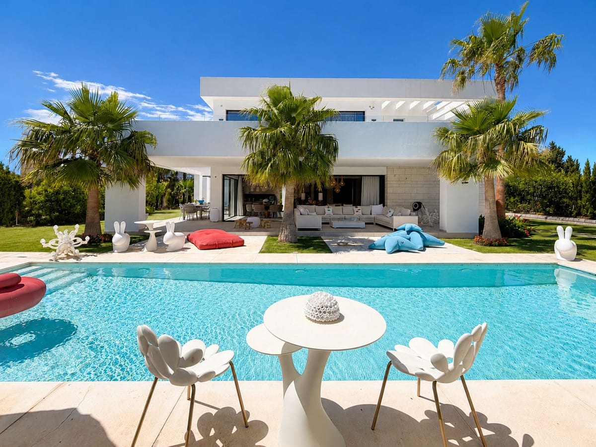 7 bedroom Villa For Sale