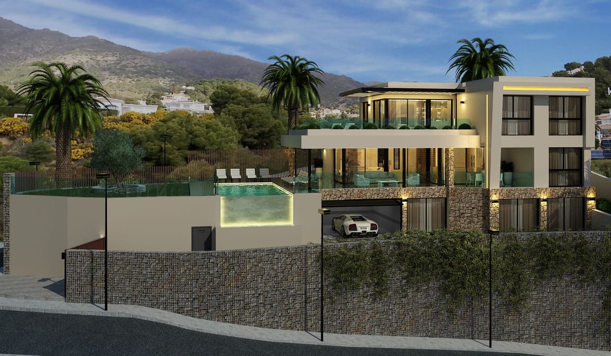 4 bedroom Villa For Sale