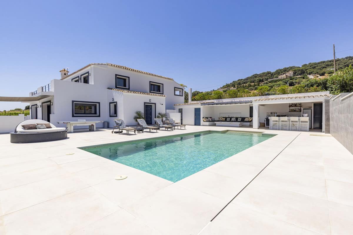 4 bedroom Villa For Sale