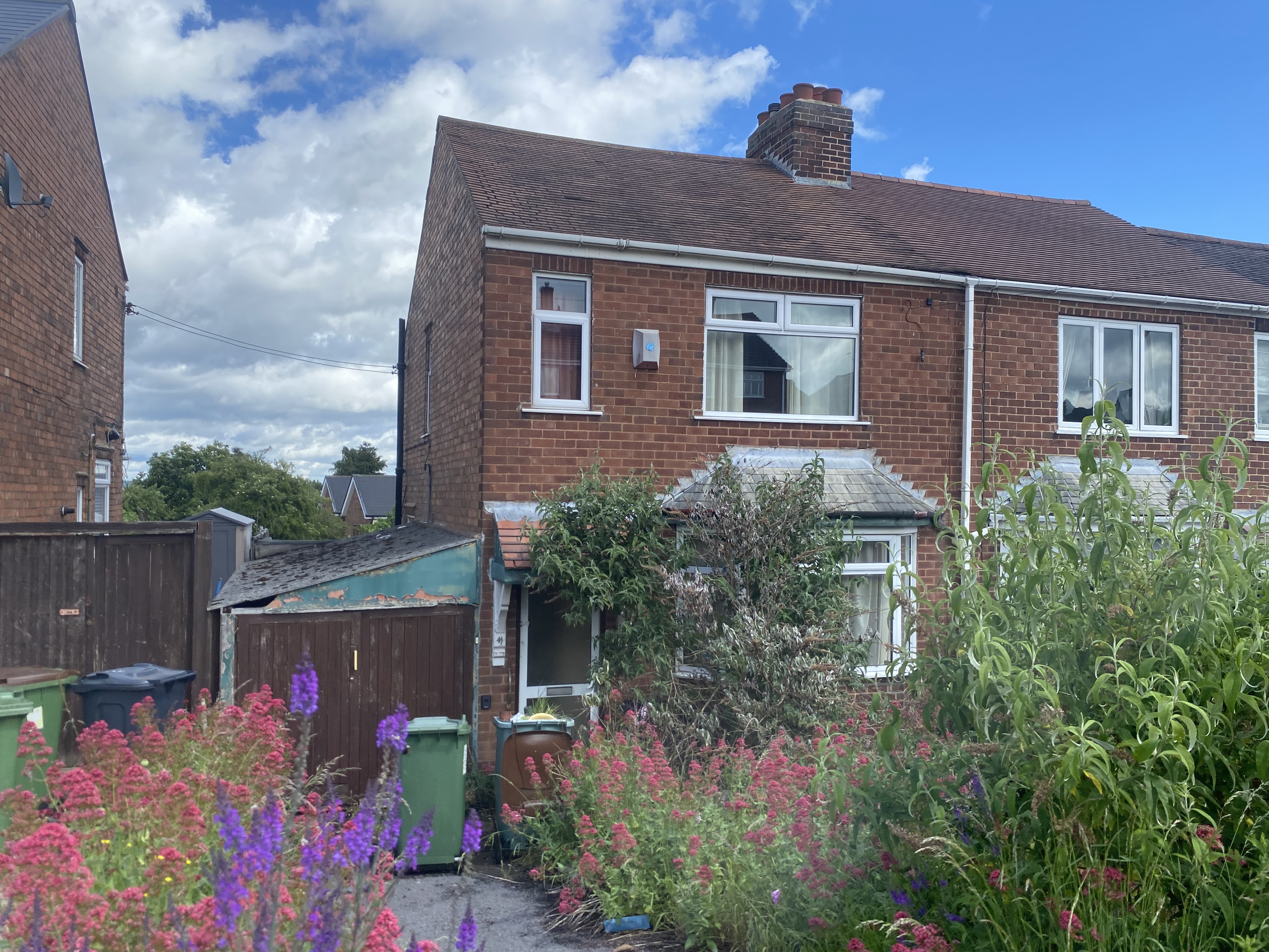 2 bedroom Semi-detached house For Sale