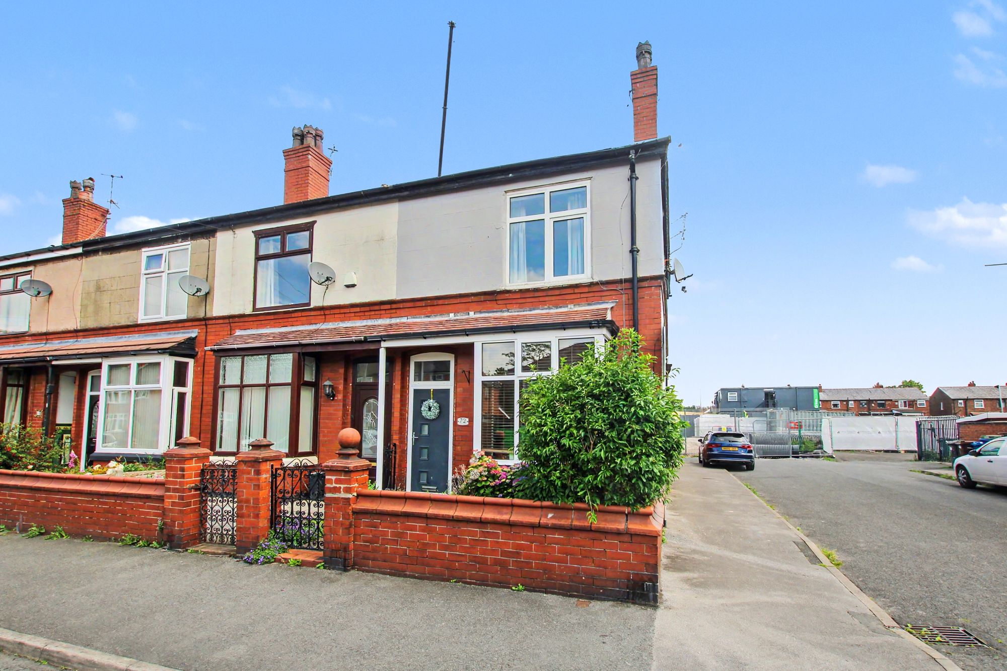 3 bedroom End of terrace house For Sale