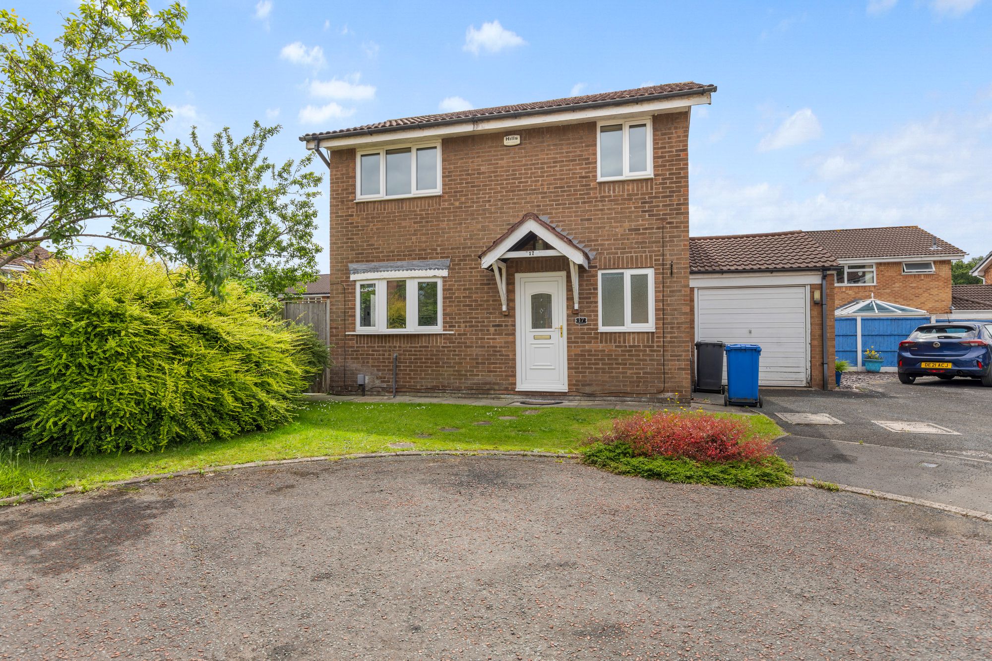 3 bedroom Detached house For Sale