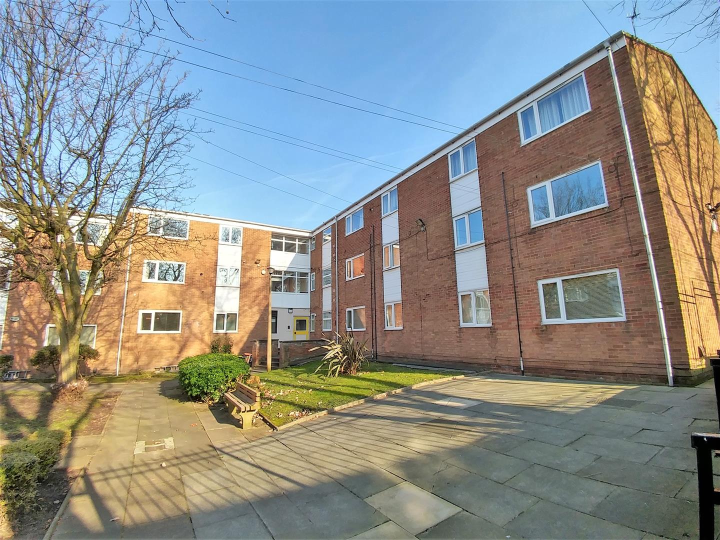 1 bedroom Flat share Let