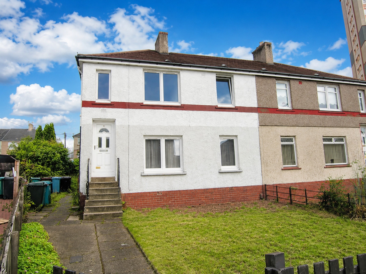 2 bedroom Flat To Let