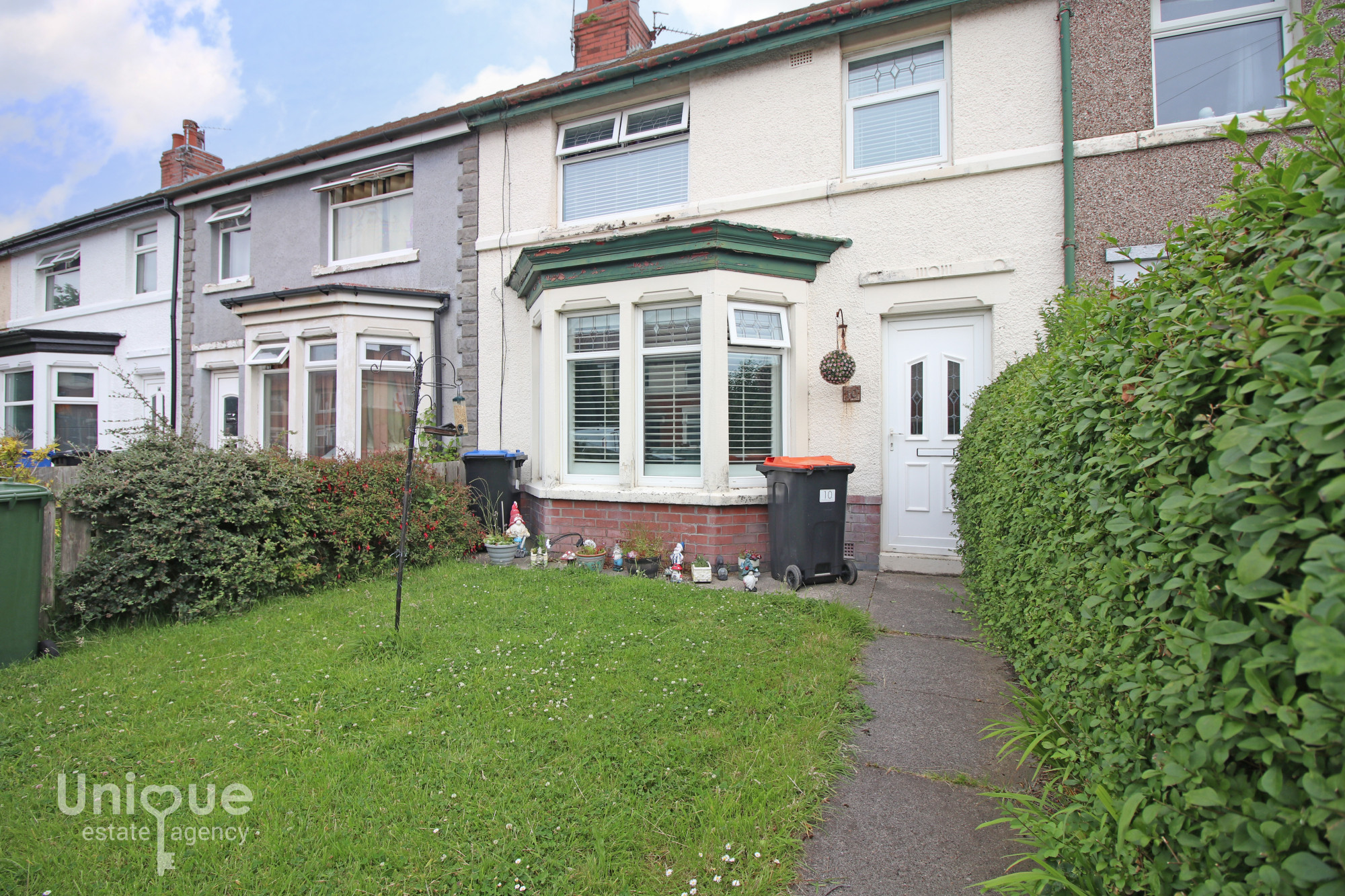 3 bedroom Terraced House To Let