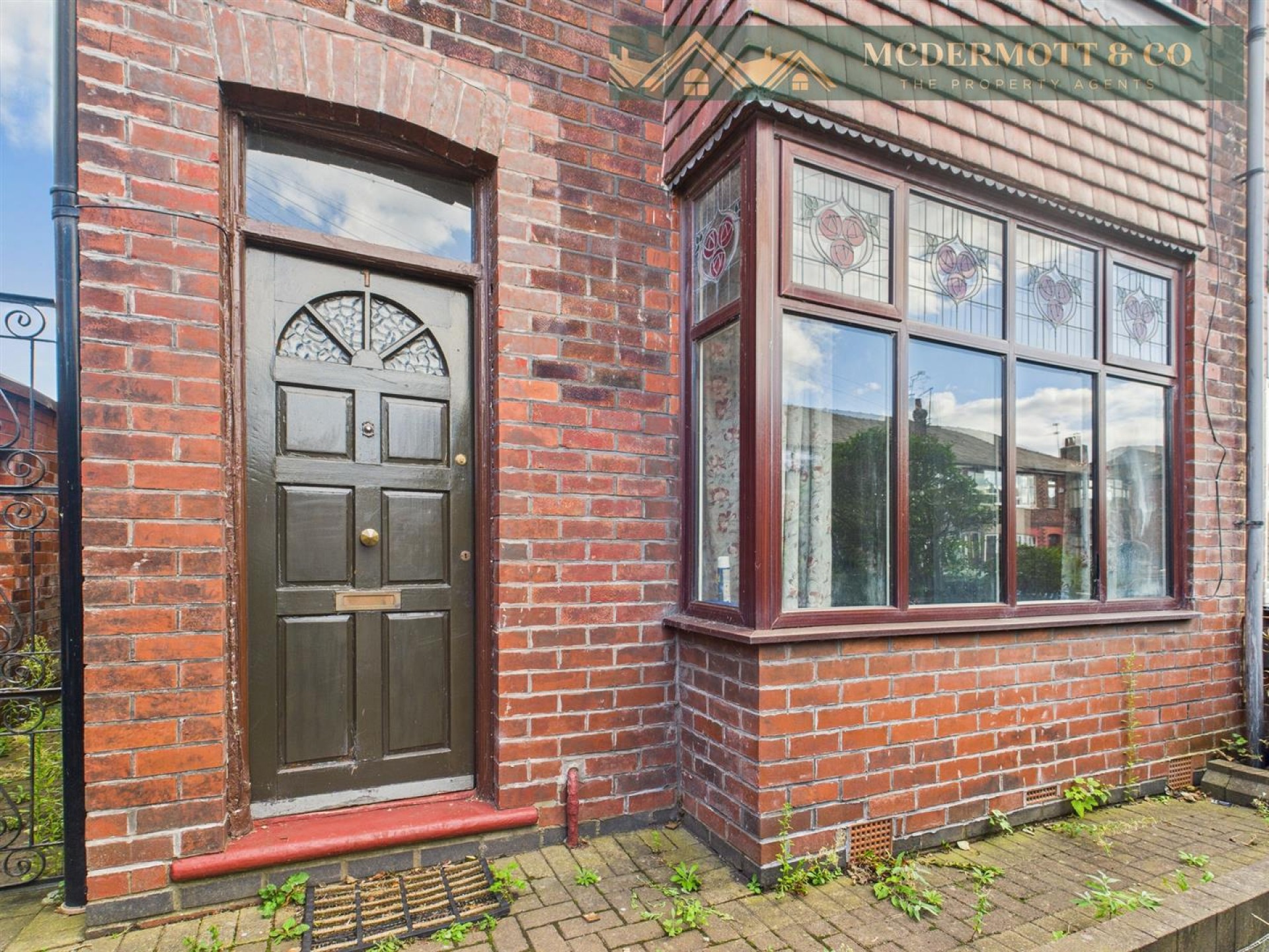 2 bedroom End of terrace house Under Offer