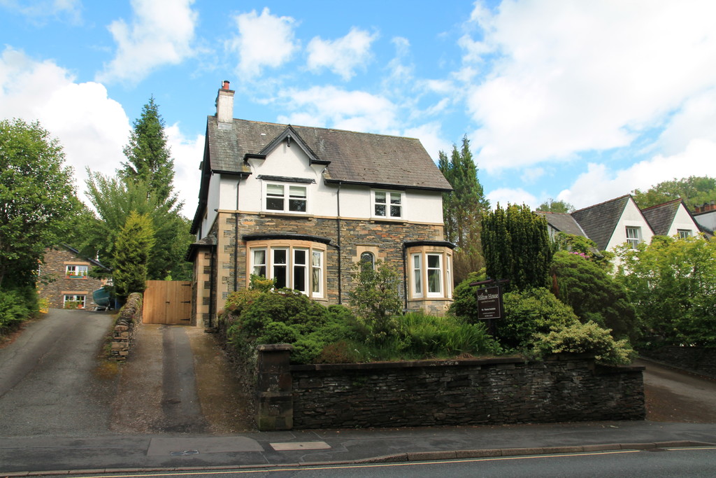 5 bedroom Link detached house For Sale