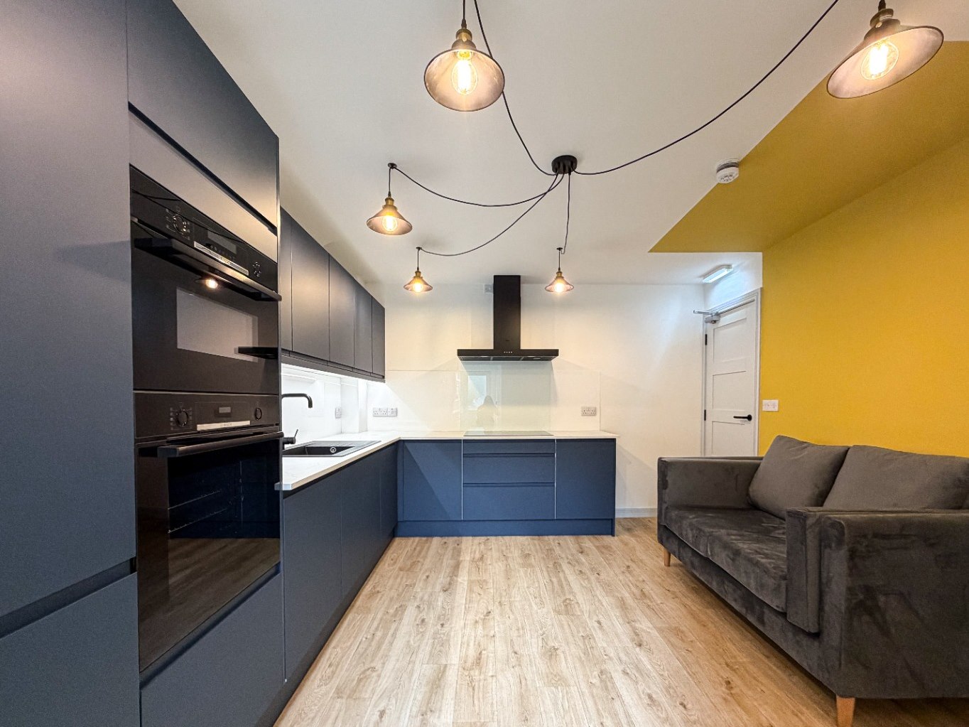 1 bedroom Property Let