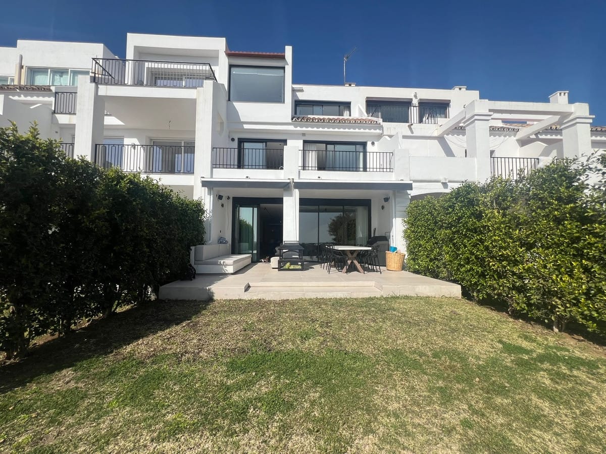 4 bedroom Villa For Sale