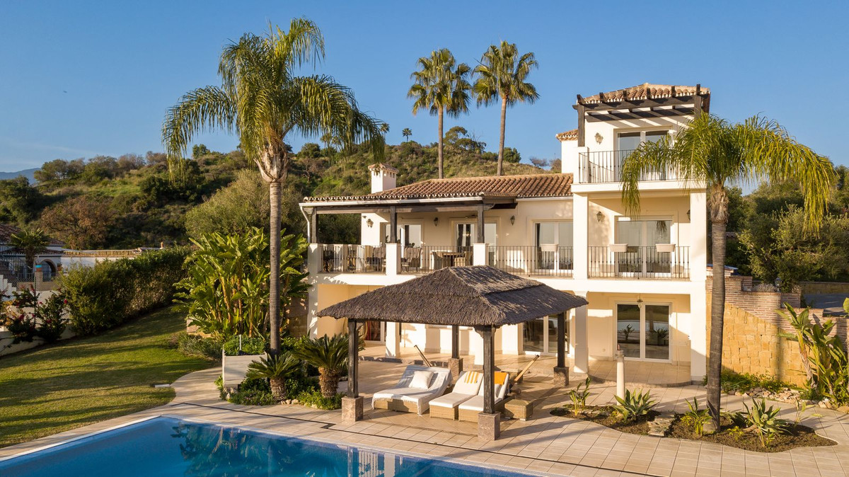 4 bedroom Villa For Sale