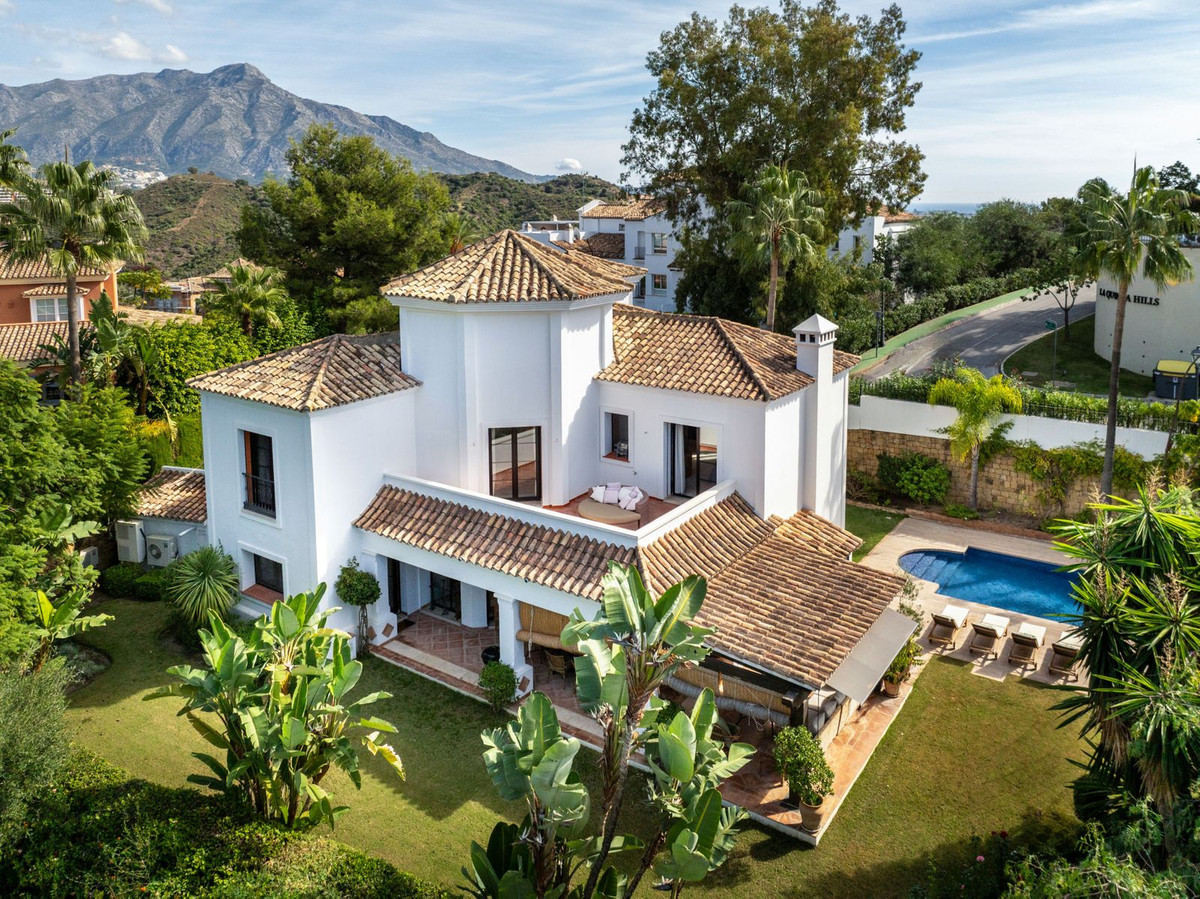 4 bedroom Villa For Sale