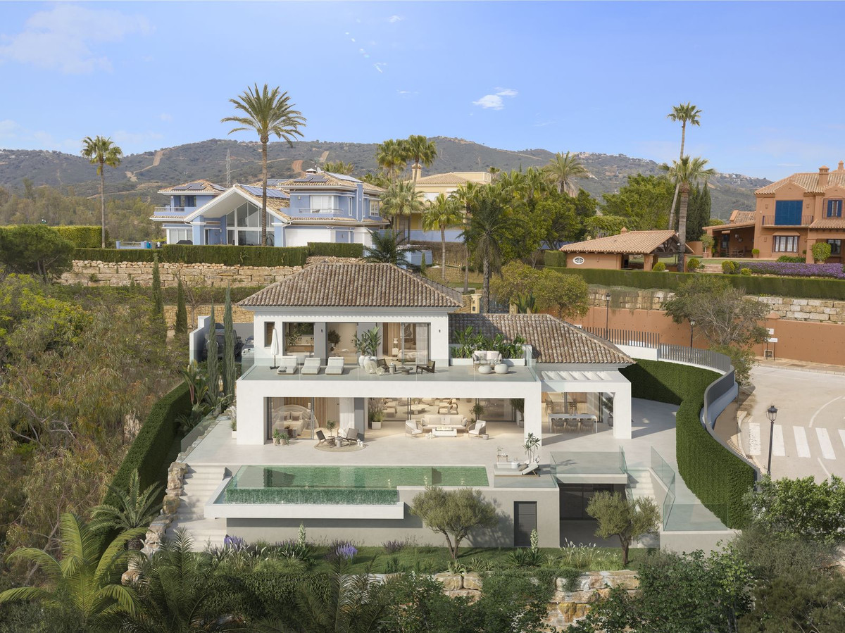 5 bedroom Villa For Sale
