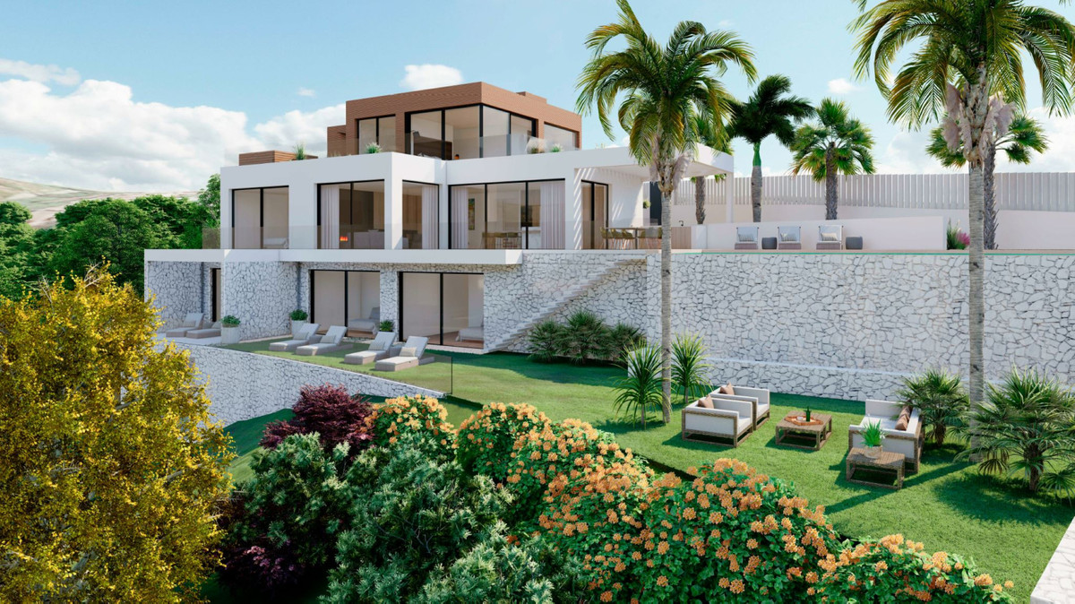 5 bedroom Villa For Sale