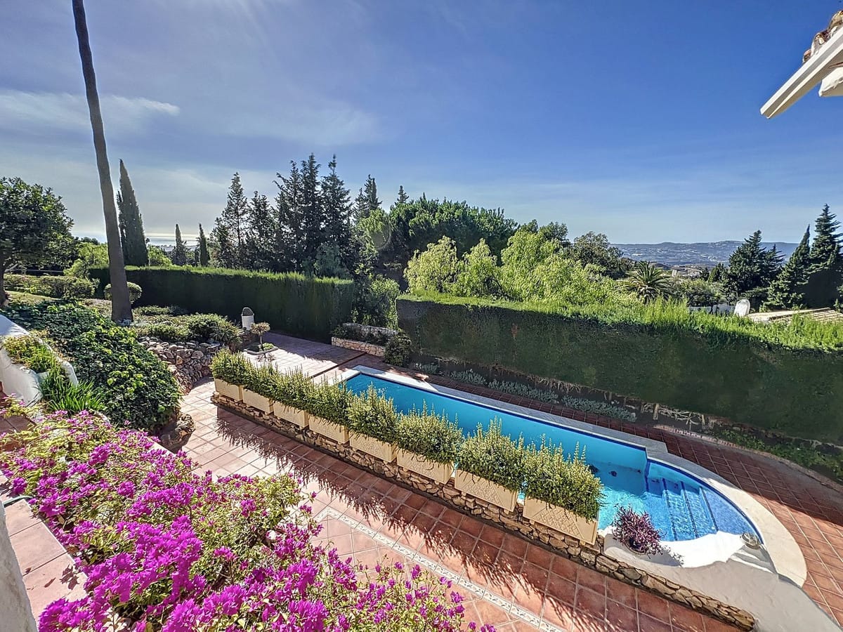 4 bedroom Villa For Sale