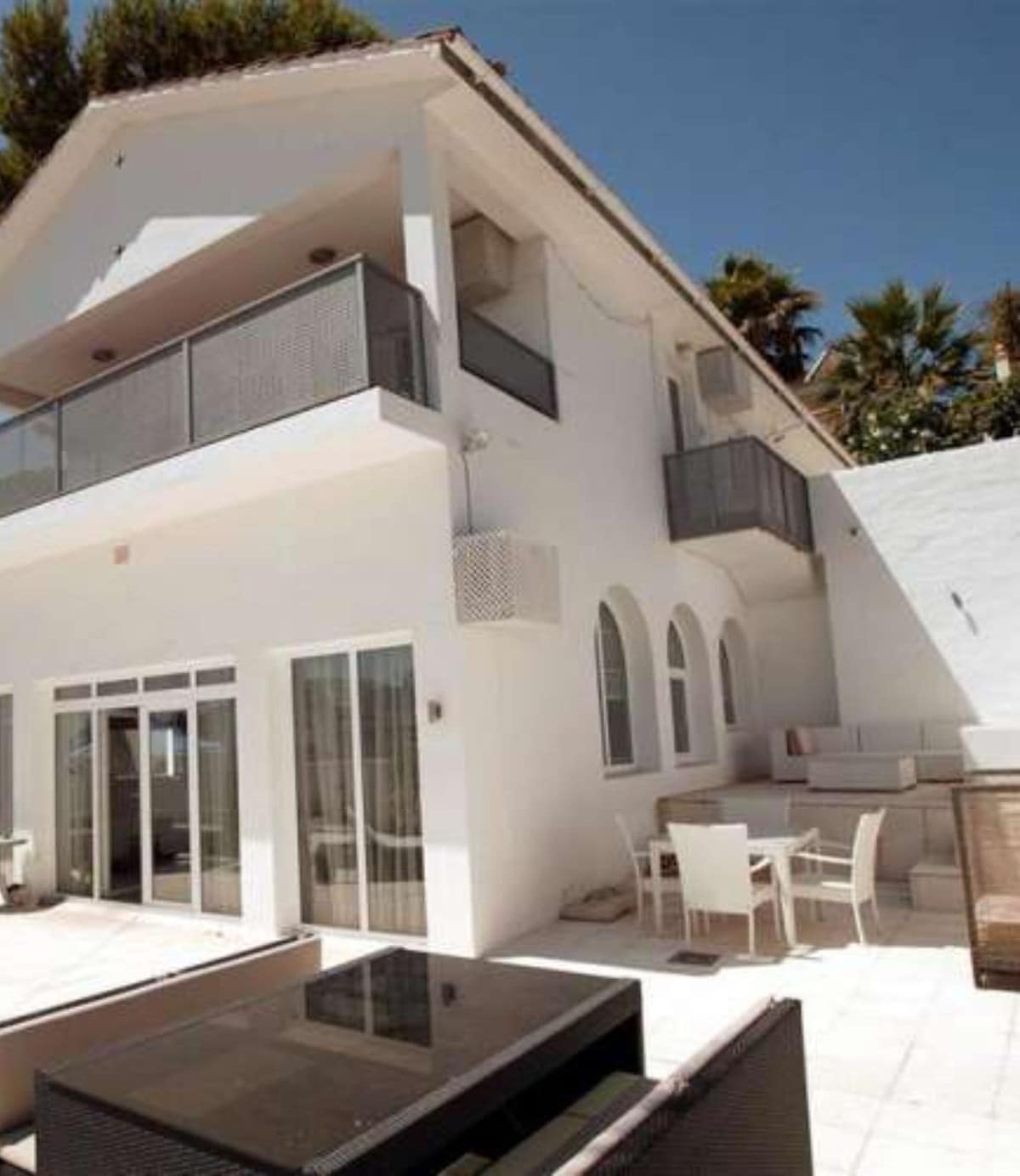 4 bedroom Villa For Sale