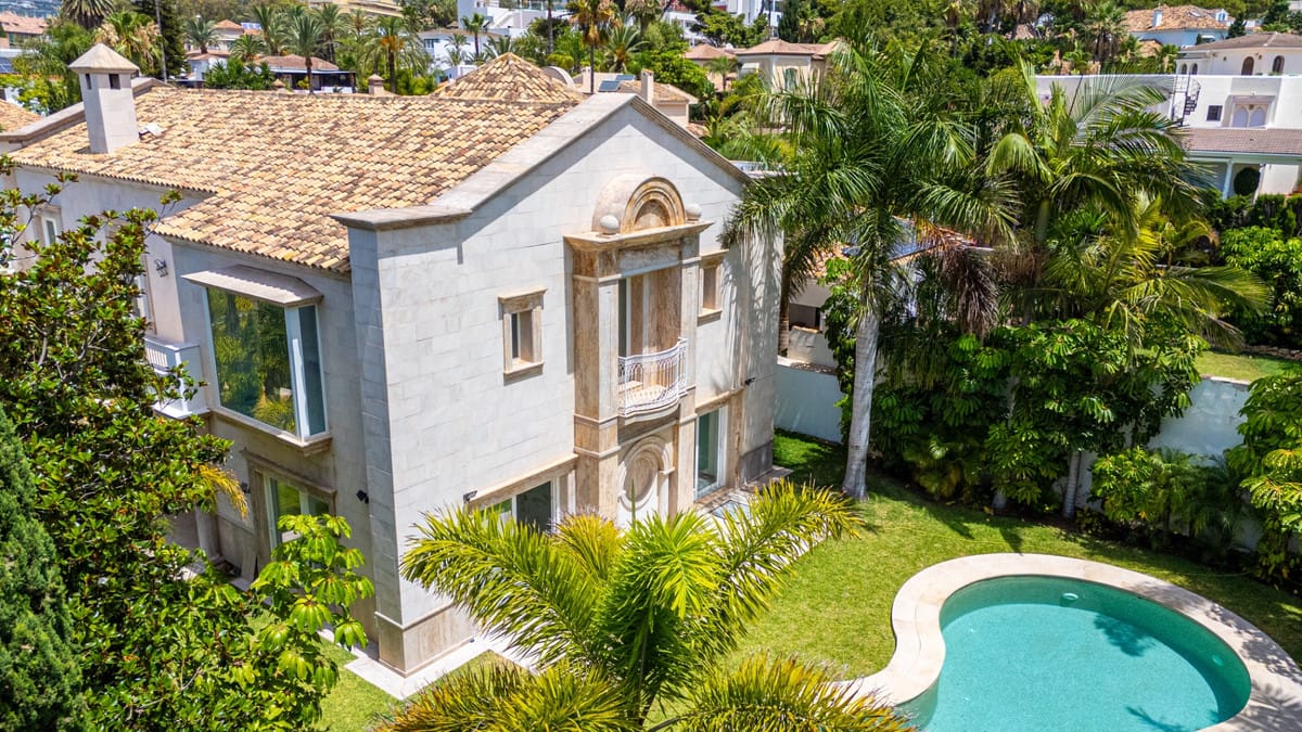 4 bedroom Villa For Sale
