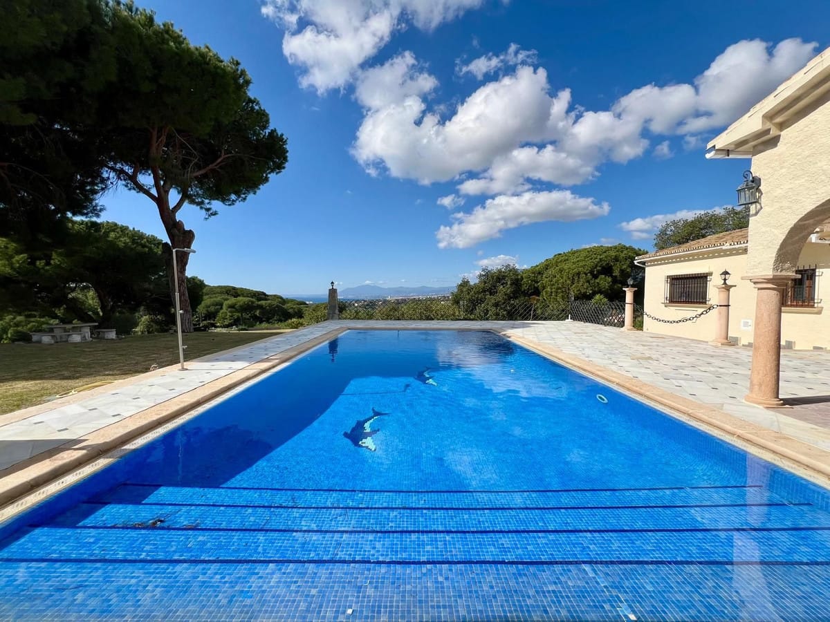 4 bedroom Villa For Sale