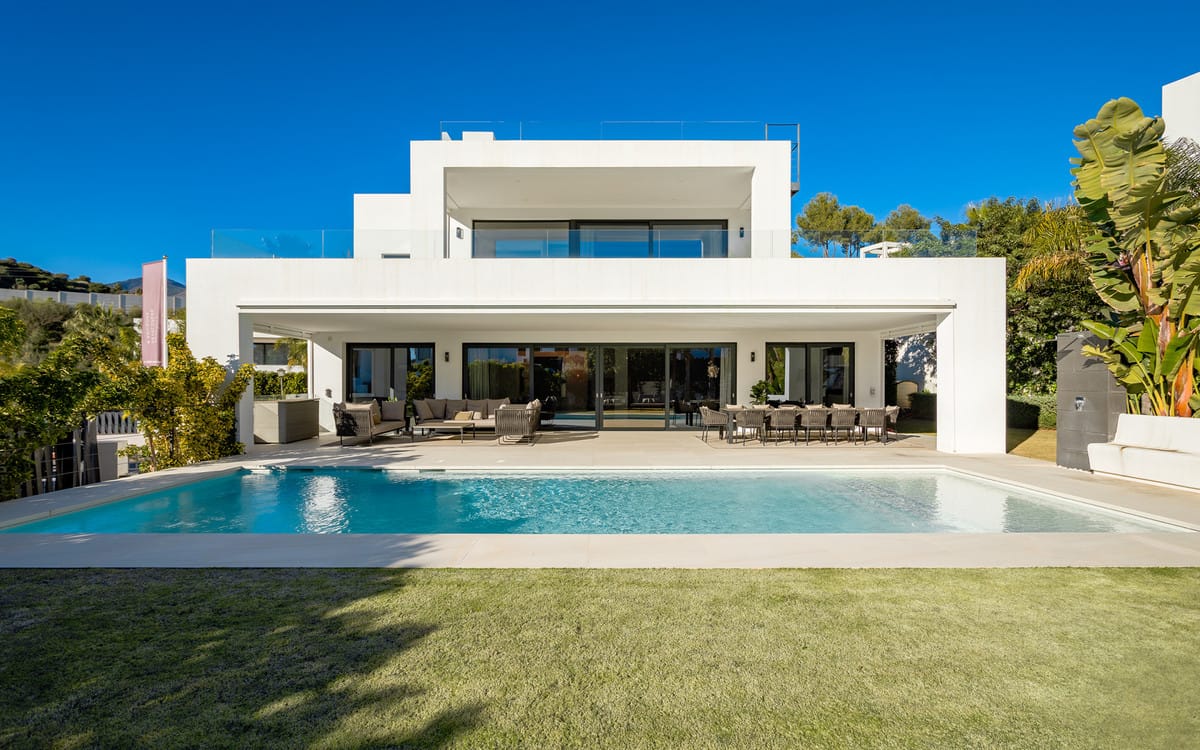 7 bedroom Villa For Sale