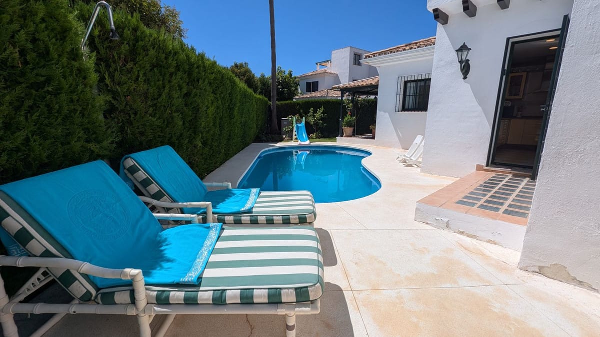 4 bedroom Villa For Sale