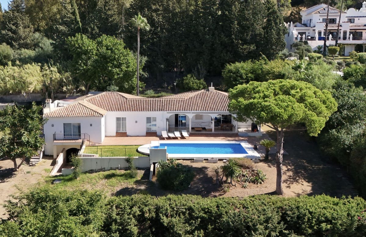 4 bedroom Villa For Sale