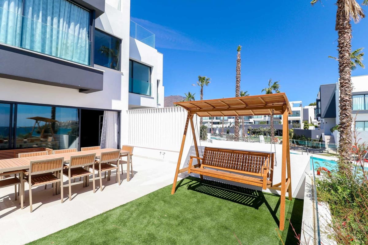 3 bedroom Villa For Sale