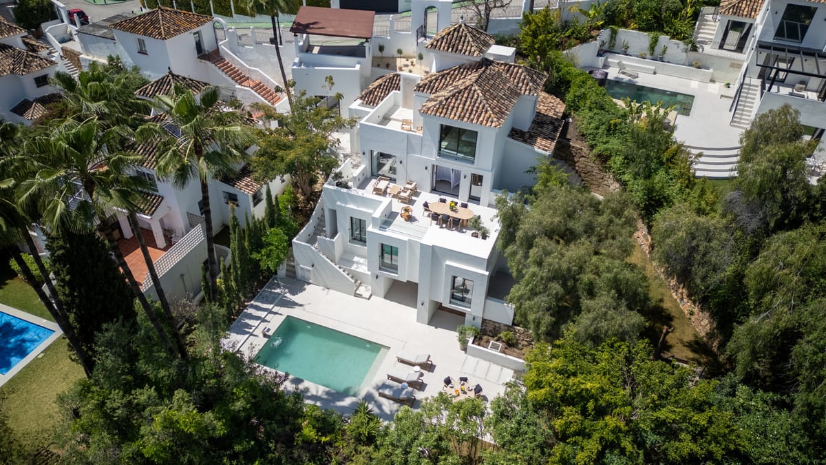 5 bedroom Villa For Sale