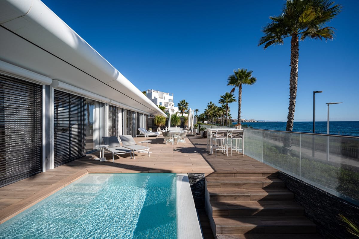 4 bedroom Villa For Sale